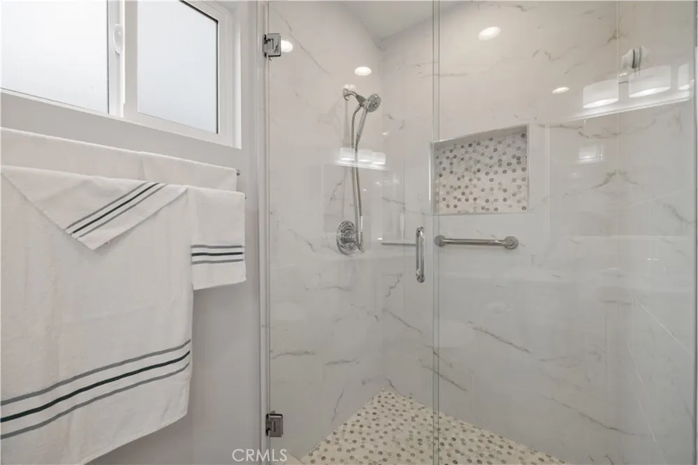 2049 Monrovia Costa Mesa, CA 92627