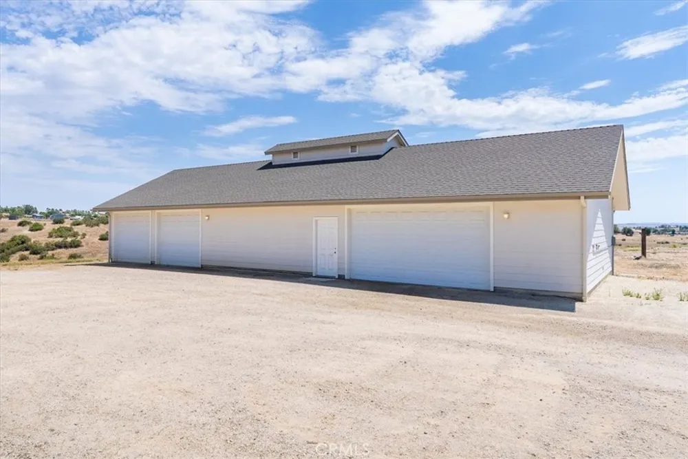 6269 Hog Canyon Road San Miguel, CA 93451