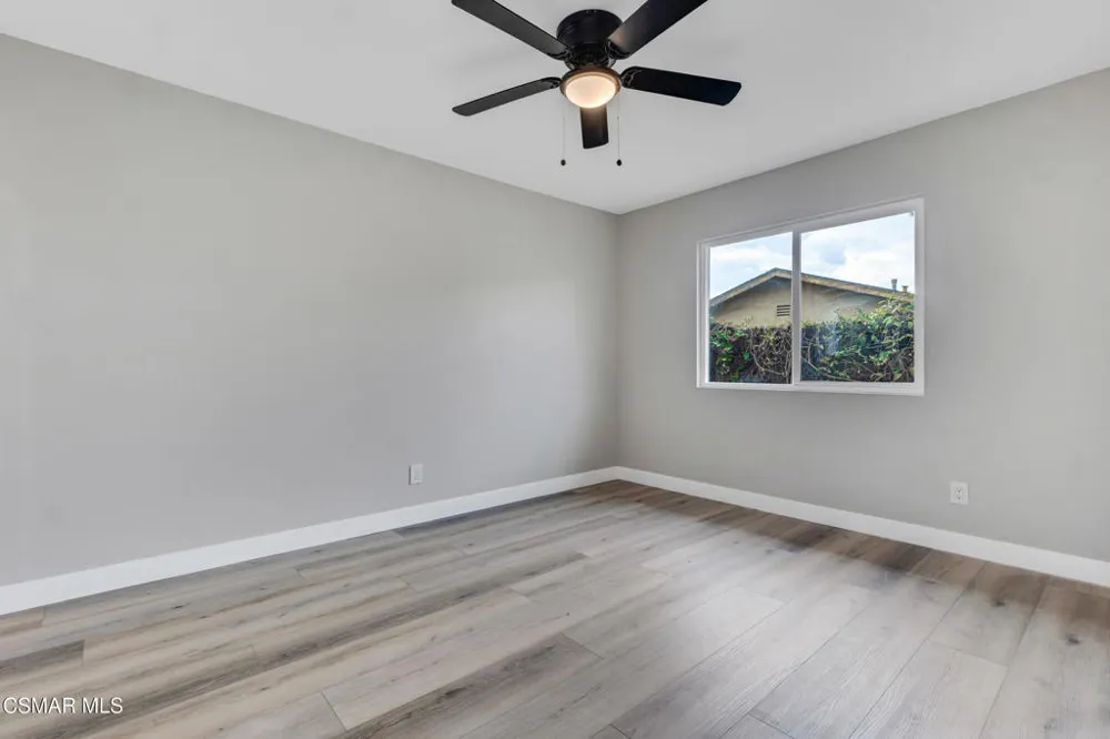 359 Garfield Rondo Ventura, CA 93003