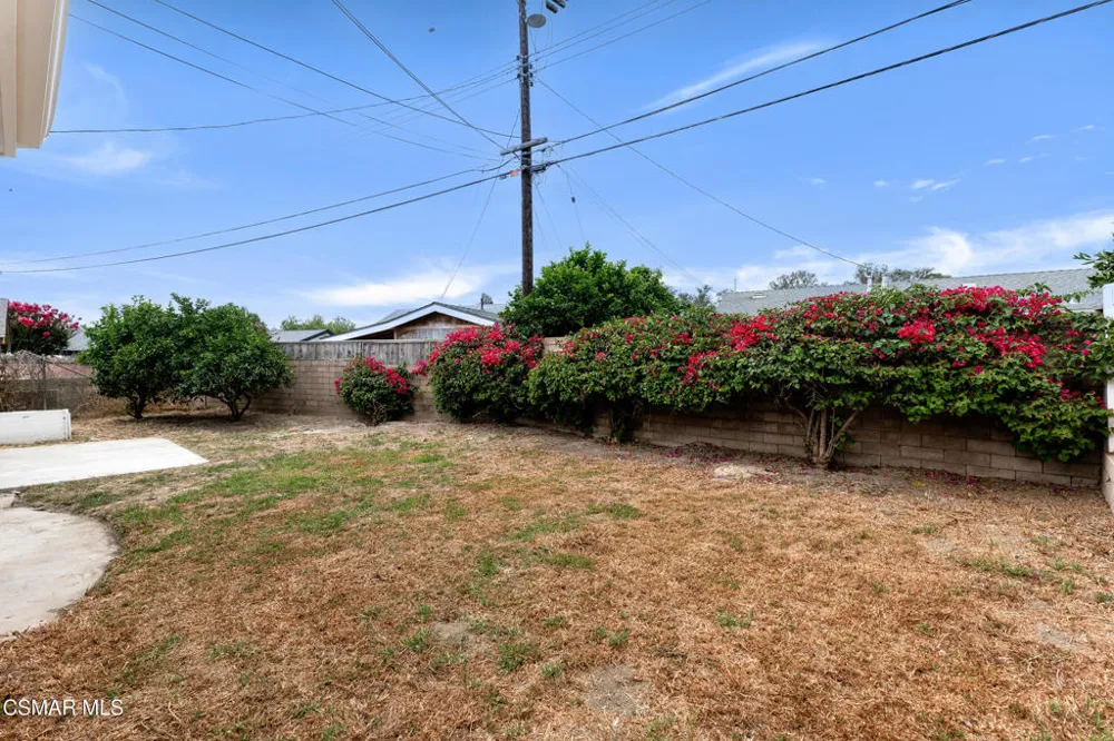 359 Garfield Rondo Ventura, CA 93003
