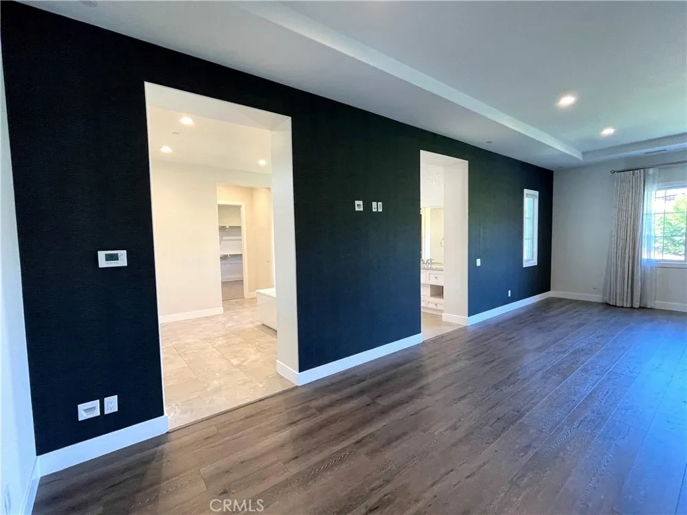 57 Pulsa Irvine, CA 92618