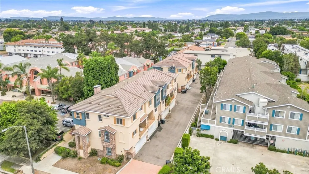 670 S Magnolia Avenue Anaheim, CA 92804