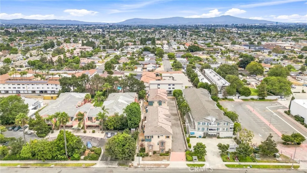 670 S Magnolia Avenue Anaheim, CA 92804