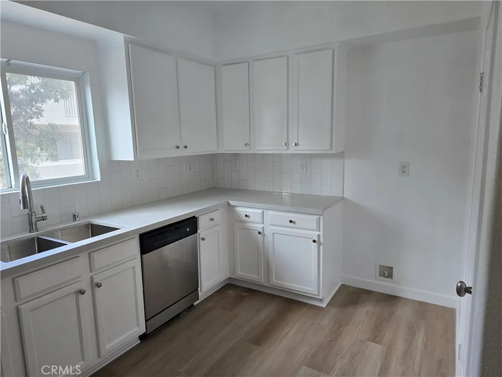 670 S Magnolia Avenue Anaheim, CA 92804