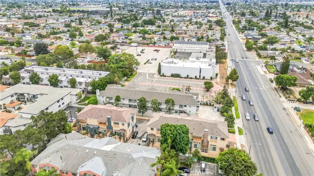 670 S Magnolia Avenue Anaheim, CA 92804