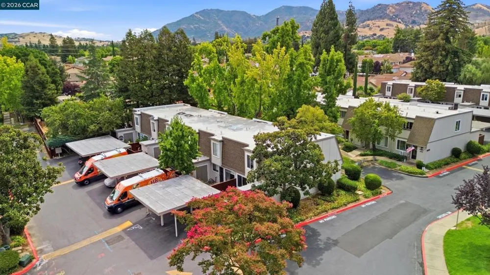 1571 Schenone Ct #A Concord, CA 94521
