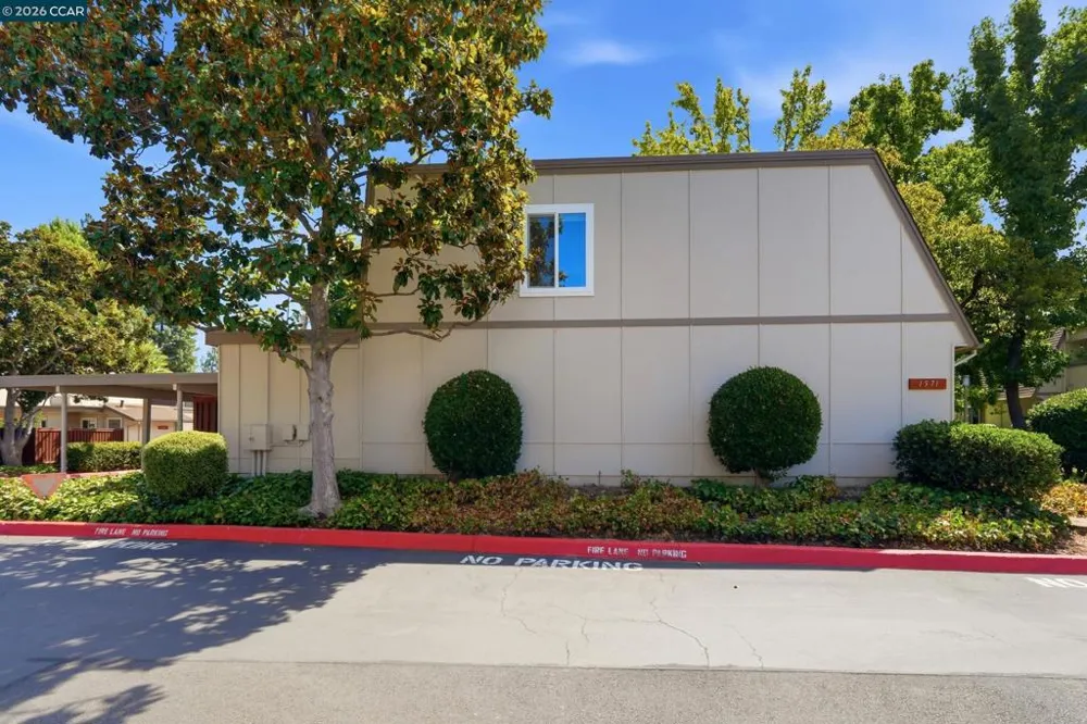 1571 Schenone Ct #A Concord, CA 94521