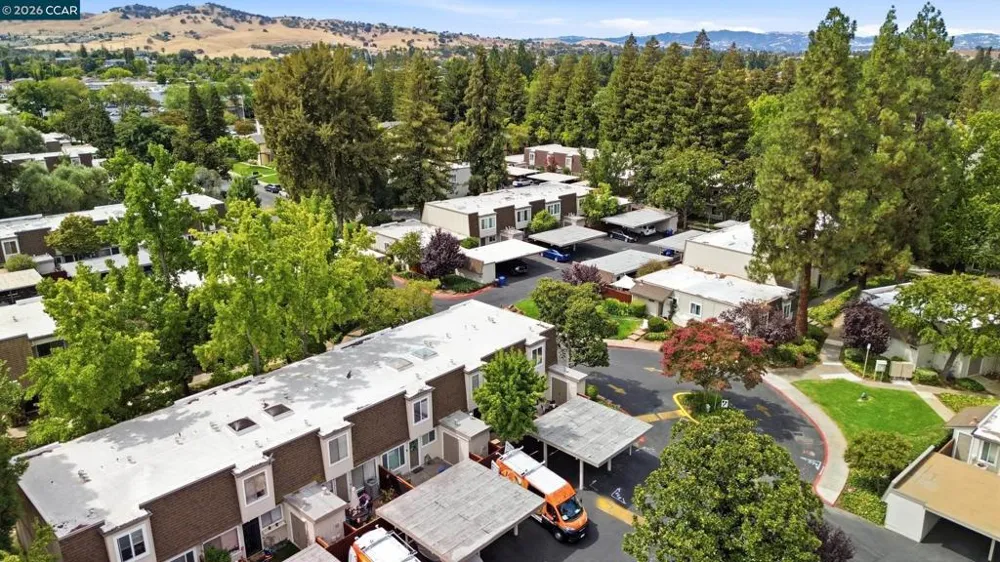 1571 Schenone Ct #A Concord, CA 94521