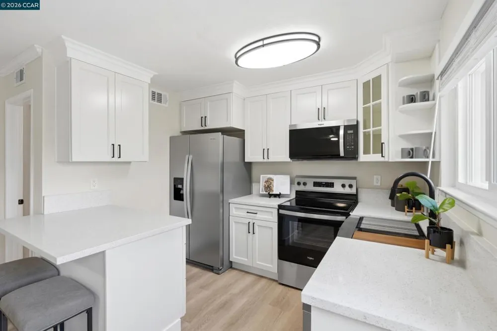1571 Schenone Ct #A Concord, CA 94521