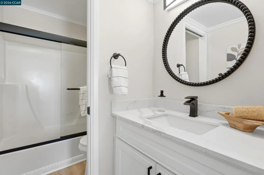 1571 Schenone Ct #A Concord, CA 94521