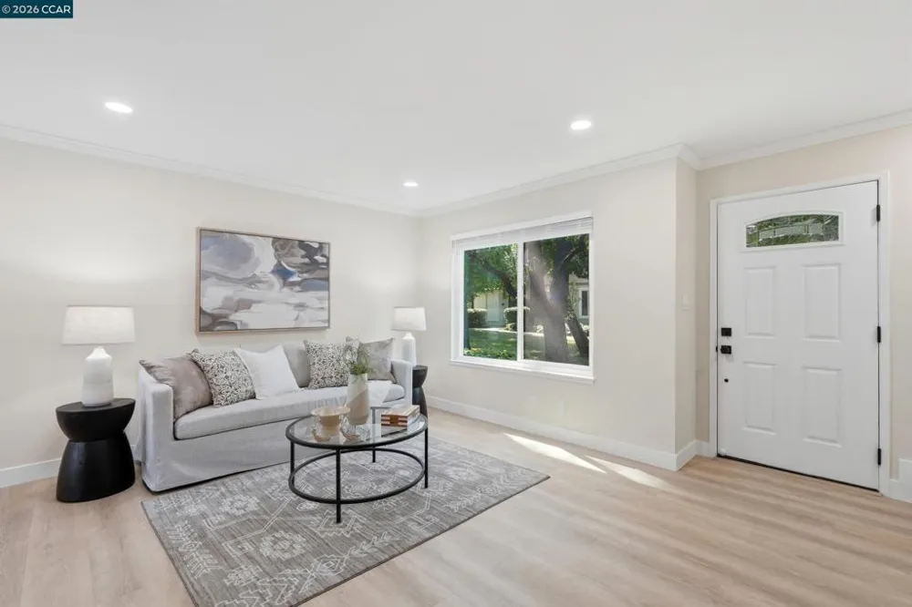 1571 Schenone Ct #A Concord, CA 94521