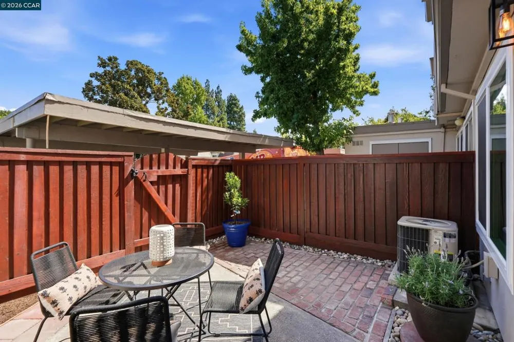 1571 Schenone Ct #A Concord, CA 94521