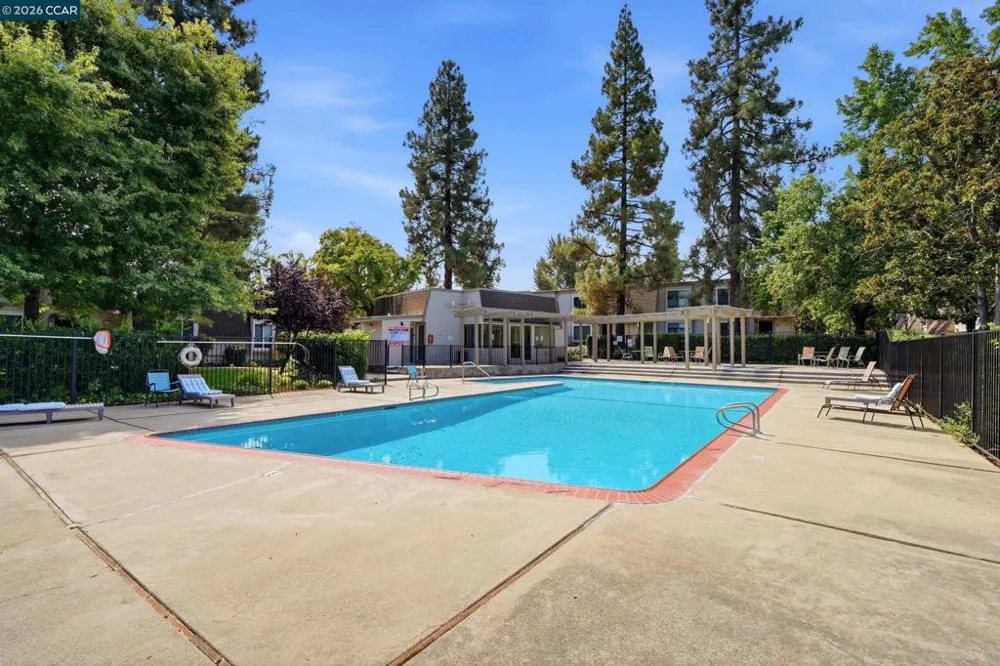 1571 Schenone Ct #A Concord, CA 94521