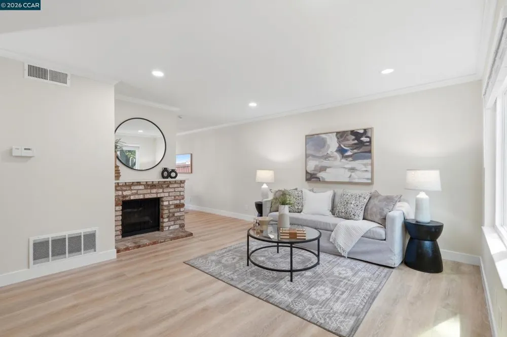 1571 Schenone Ct #A Concord, CA 94521