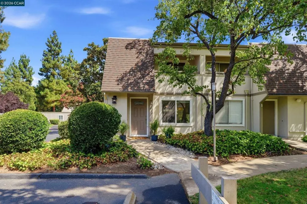 1571 Schenone Ct #A Concord, CA 94521
