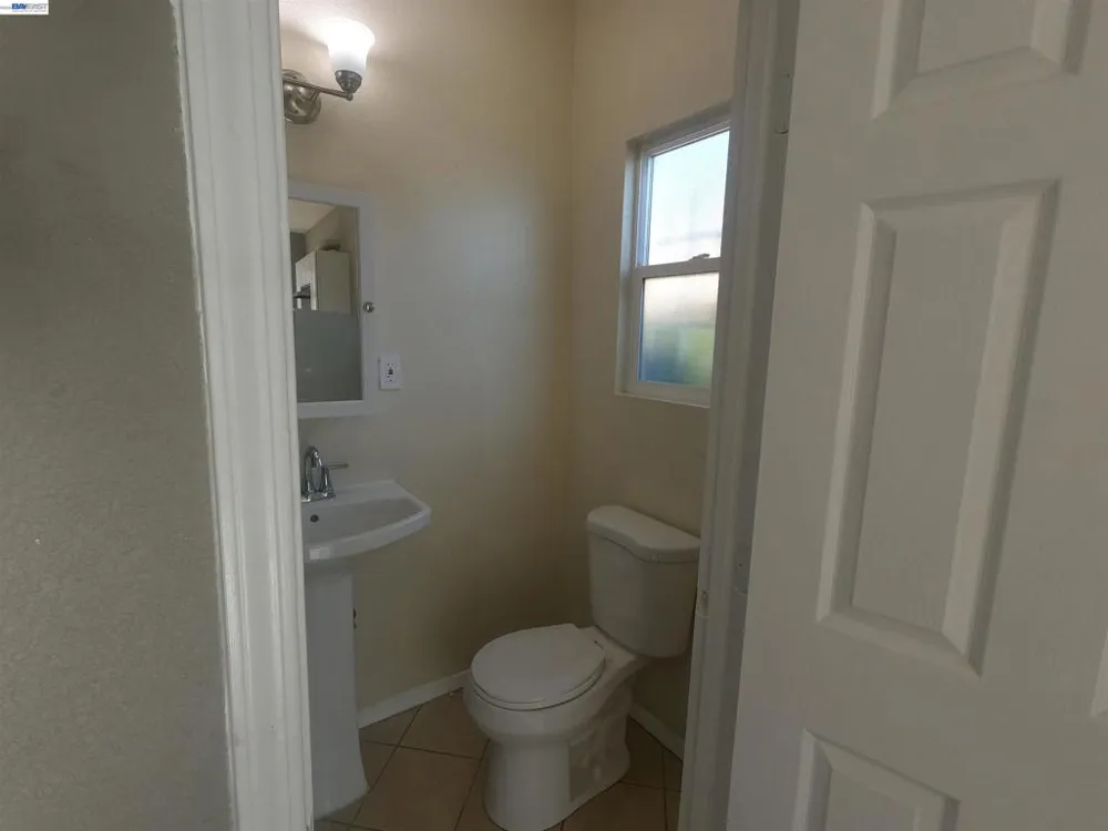 528 S 29th Street Richmond, CA 94804