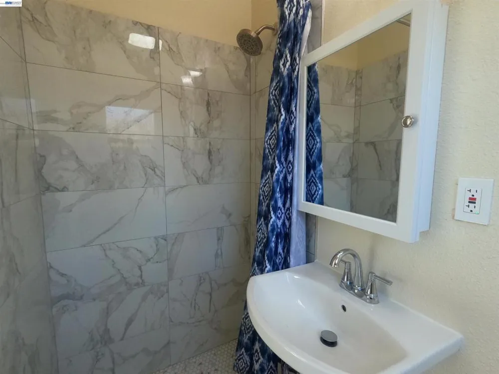 528 S 29th Street Richmond, CA 94804