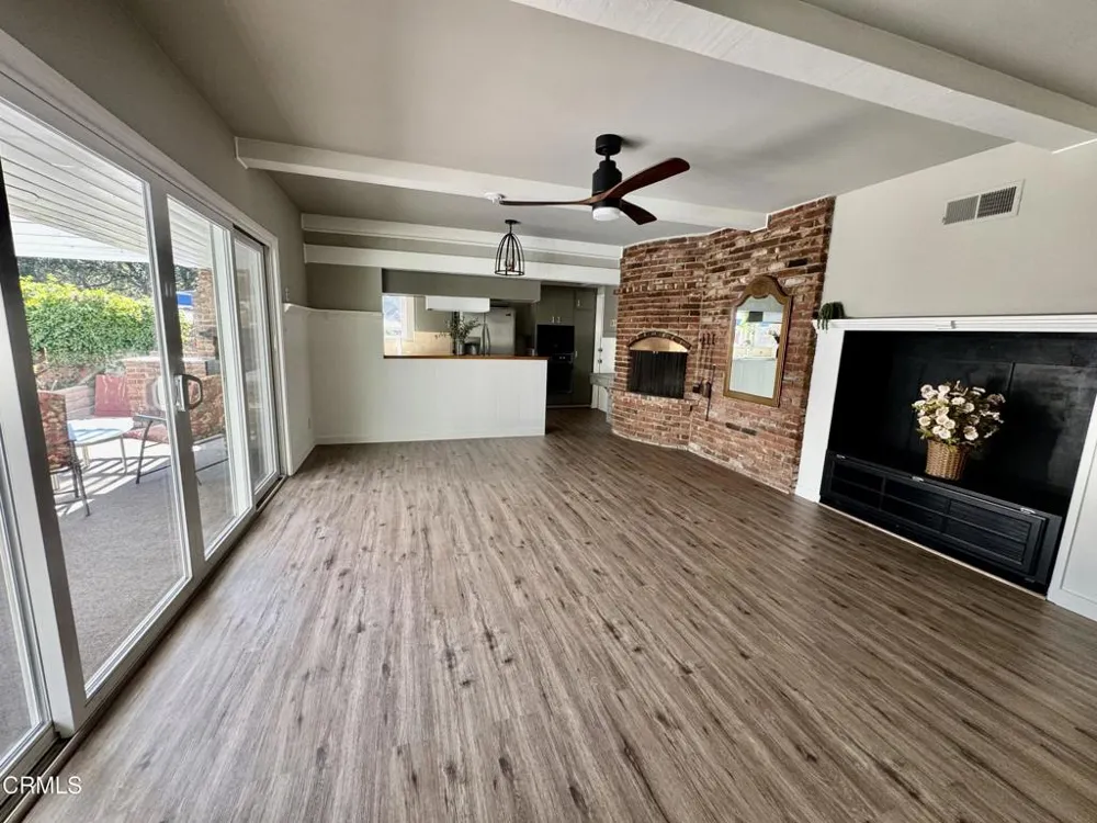 3911 El Lado Drive Glendale, CA 91214