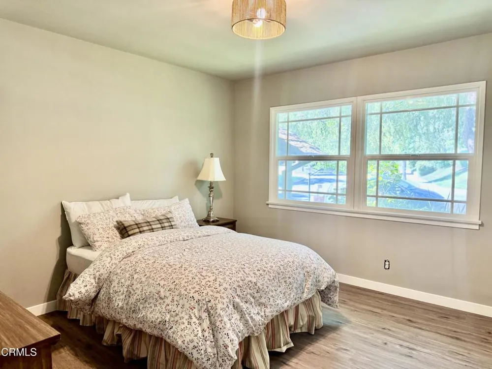 3911 El Lado Drive Glendale, CA 91214