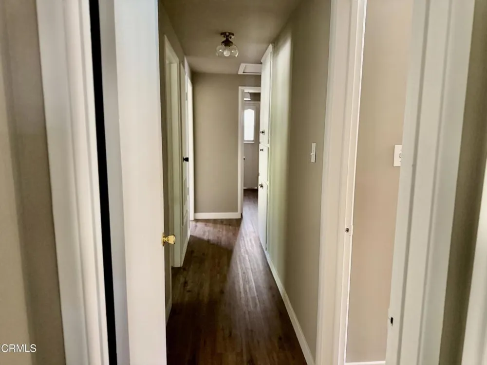 3911 El Lado Drive Glendale, CA 91214
