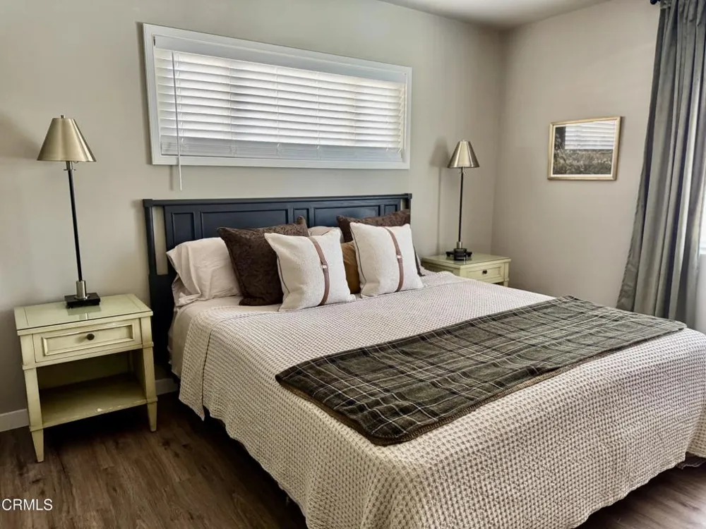 3911 El Lado Drive Glendale, CA 91214