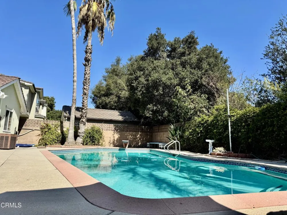 3911 El Lado Drive Glendale, CA 91214