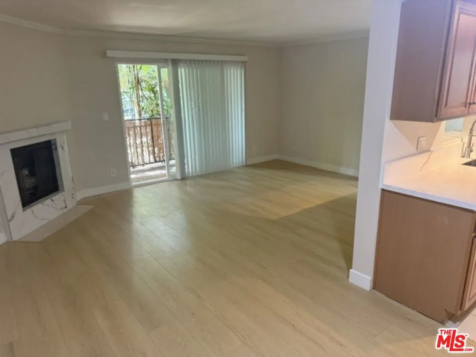 1128 Ocean Park Boulevard #101 Santa Monica, CA 90405