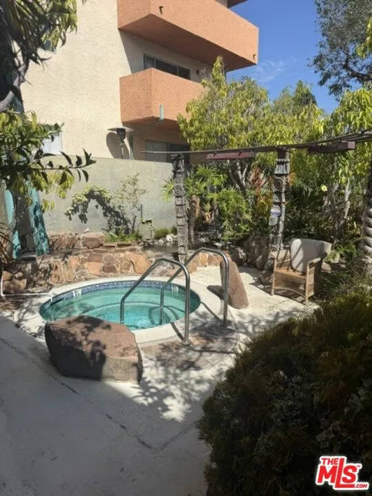 1128 Ocean Park Boulevard #101 Santa Monica, CA 90405
