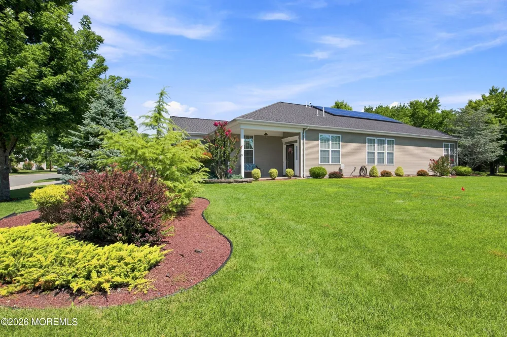 31 Devonshire Way Jackson, NJ 08527