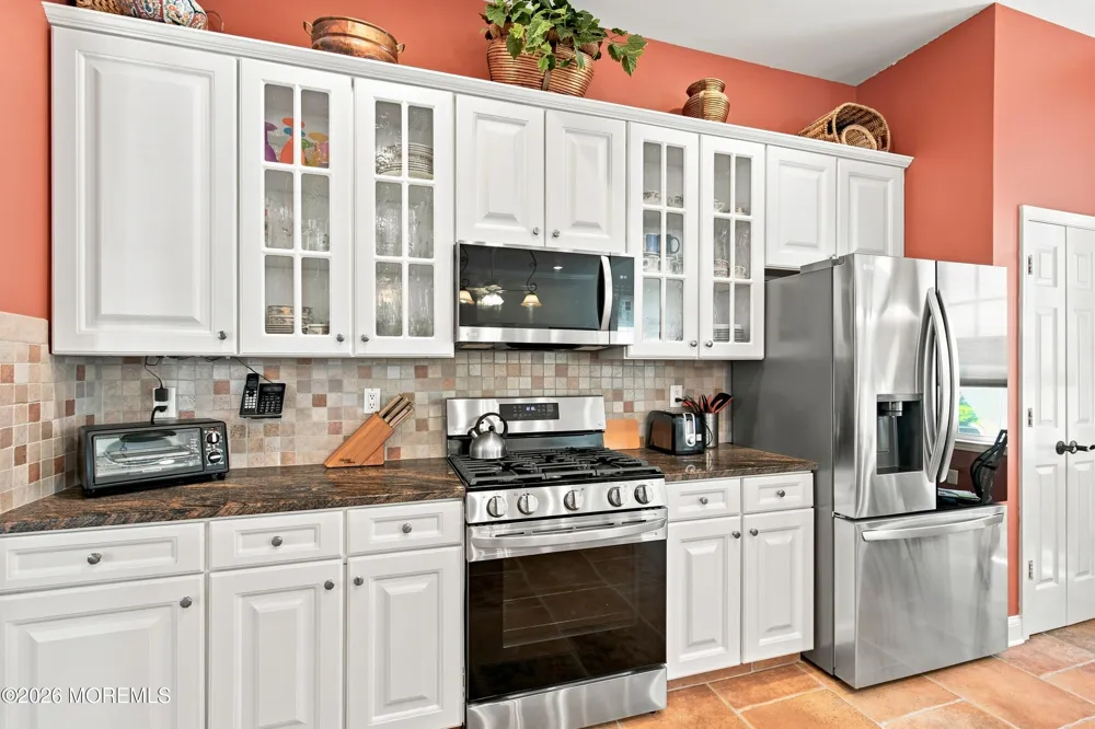 31 Devonshire Way Jackson, NJ 08527