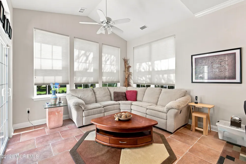 31 Devonshire Way Jackson, NJ 08527