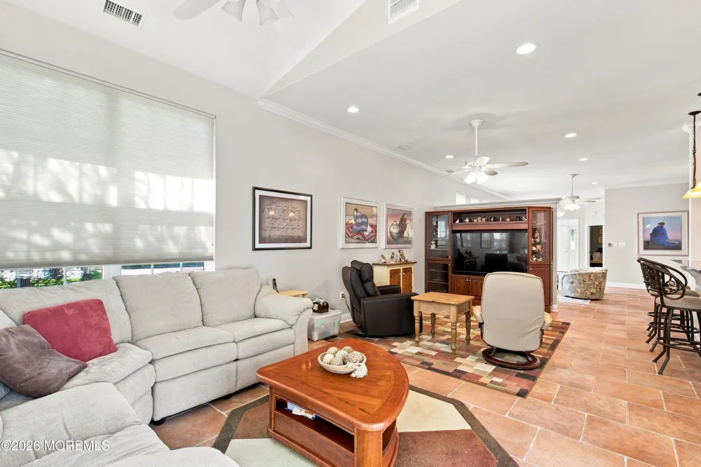 31 Devonshire Way Jackson, NJ 08527
