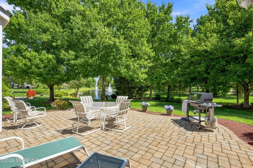 31 Devonshire Way Jackson, NJ 08527