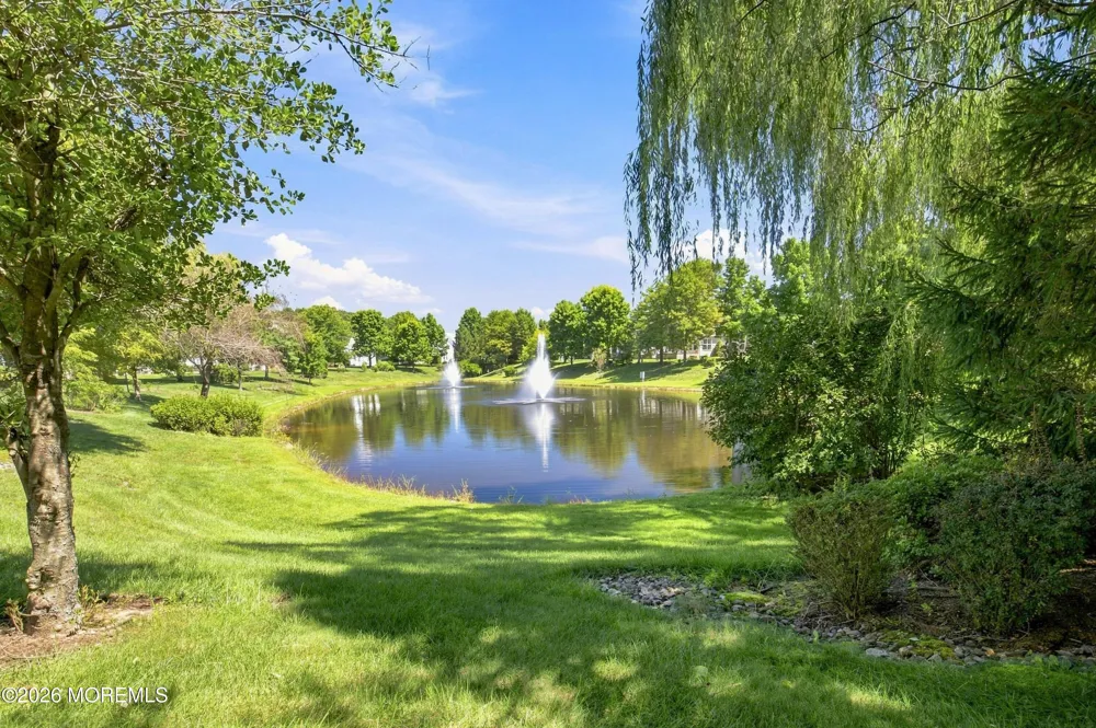 31 Devonshire Way Jackson, NJ 08527
