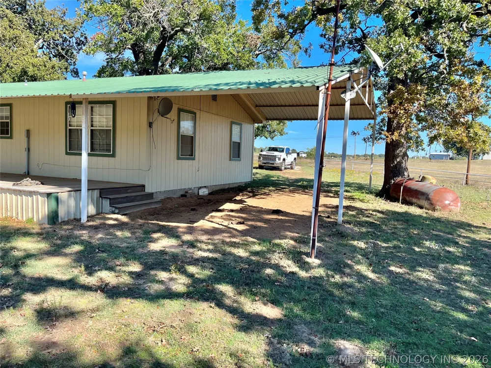 4783 Enos Road Kingston, OK 73439