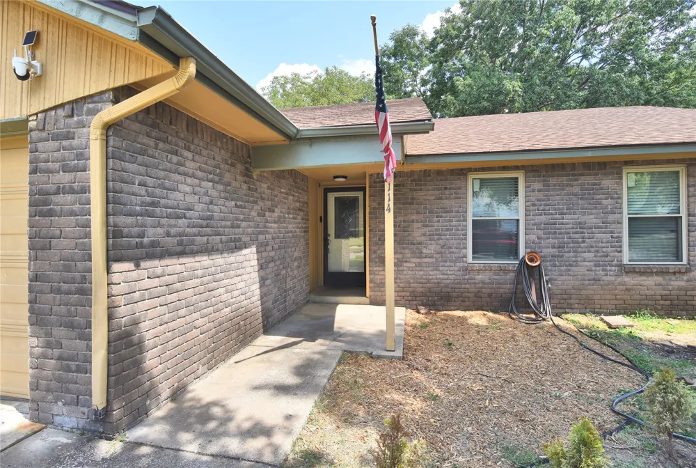 1114 W Austin Street Broken Arrow, OK 74011
