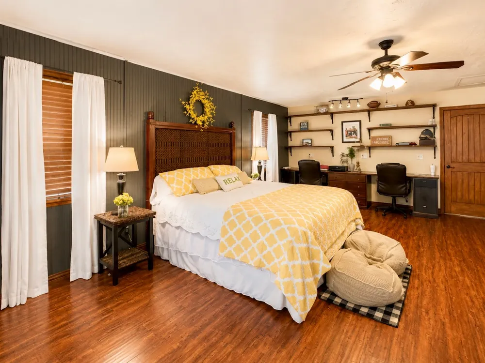 12326 Scott Drive Kingston, OK 73439