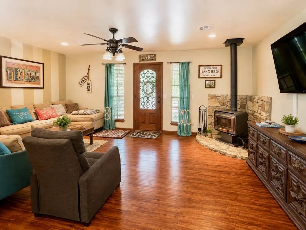 12326 Scott Drive Kingston, OK 73439