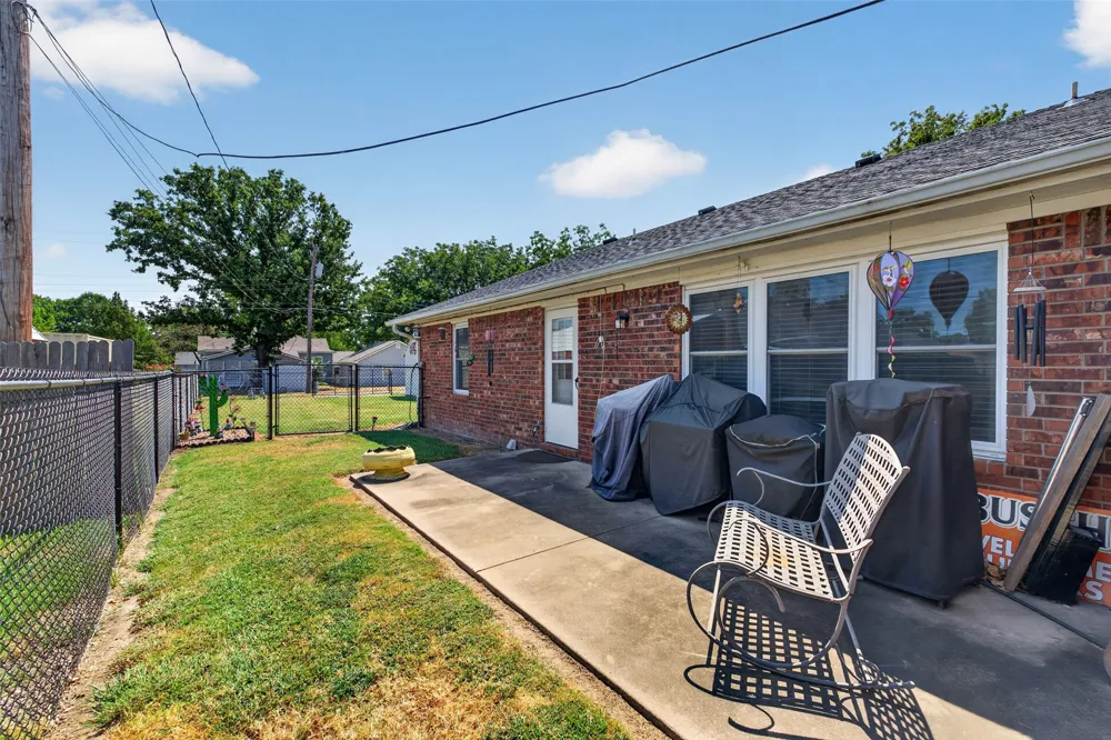 105 S Rowe Street Pryor, OK 74361