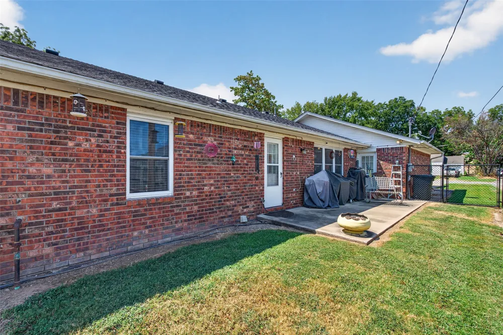 105 S Rowe Street Pryor, OK 74361