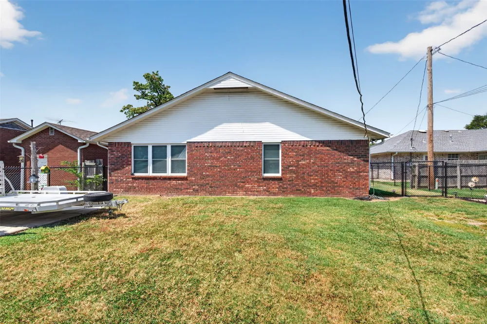 105 S Rowe Street Pryor, OK 74361