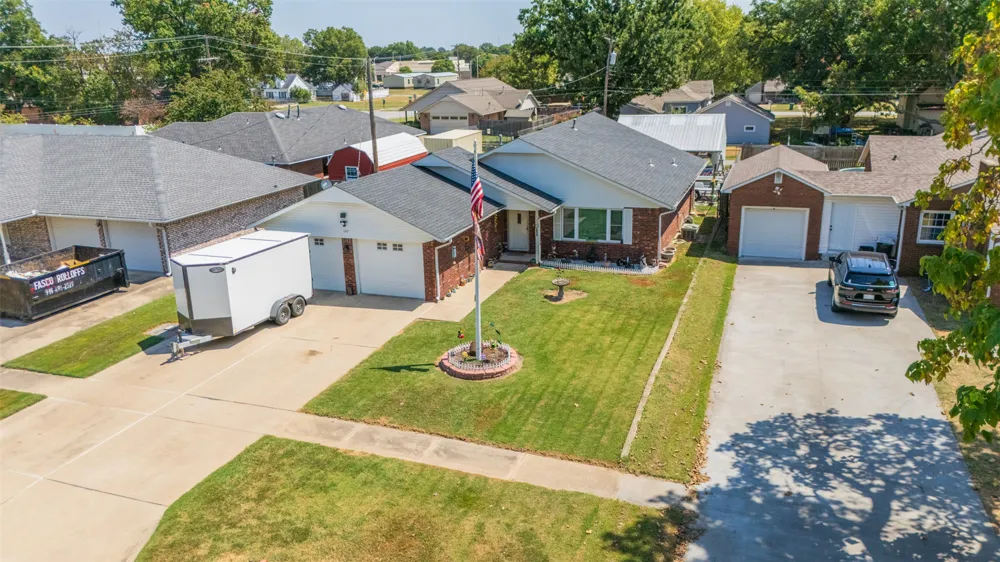 105 S Rowe Street Pryor, OK 74361