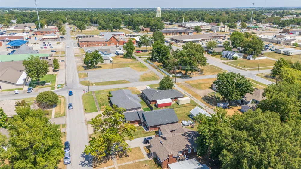 105 S Rowe Street Pryor, OK 74361