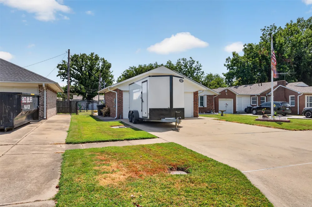 105 S Rowe Street Pryor, OK 74361