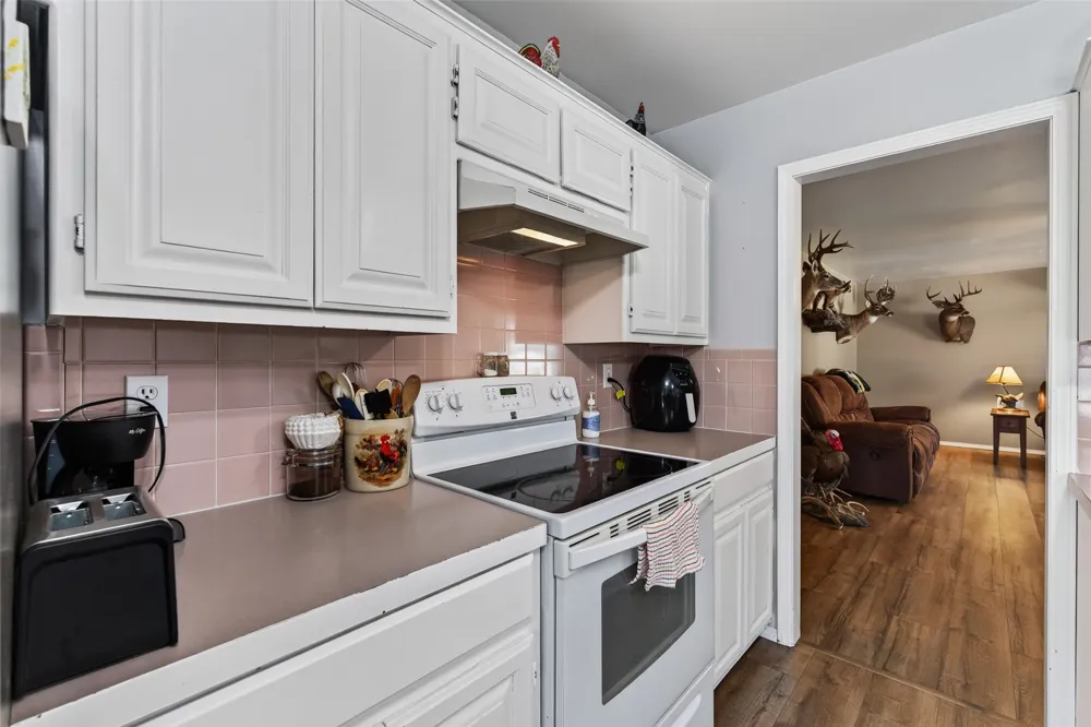 105 S Rowe Street Pryor, OK 74361