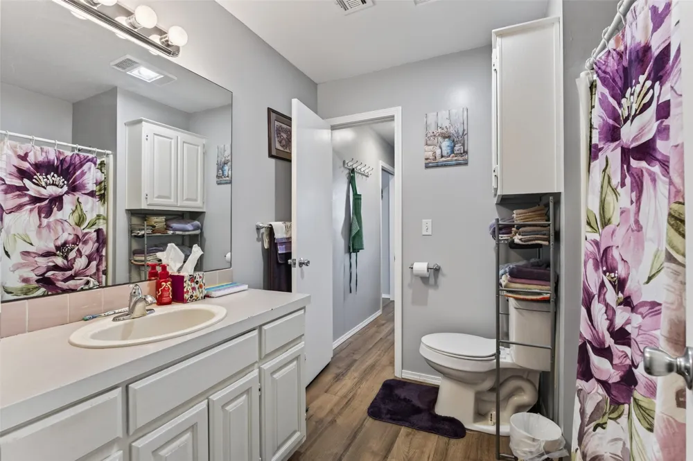 105 S Rowe Street Pryor, OK 74361