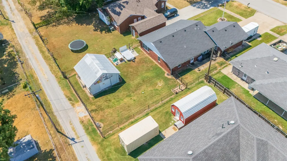 105 S Rowe Street Pryor, OK 74361