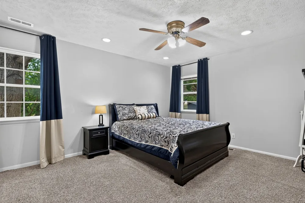 723 Valentine Lane Claremore, OK 74017