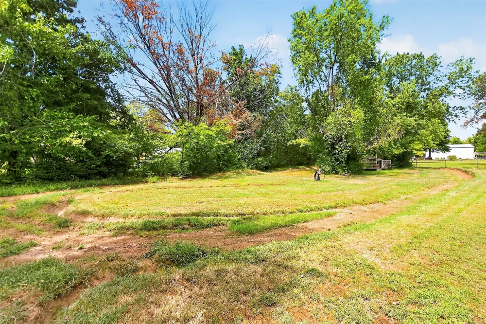 723 Valentine Lane Claremore, OK 74017