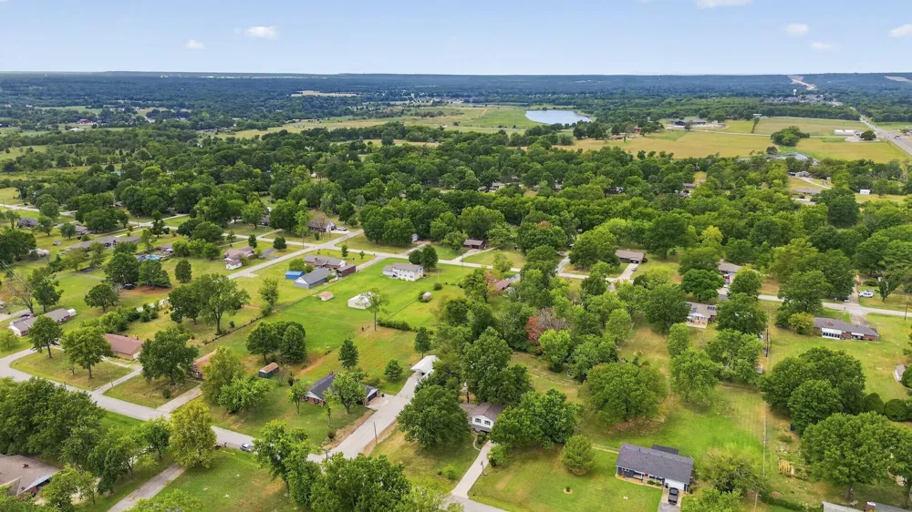 723 Valentine Lane Claremore, OK 74017